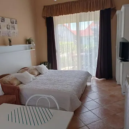 Szenczi Vendeghaz Apartment Buk Exterior photo