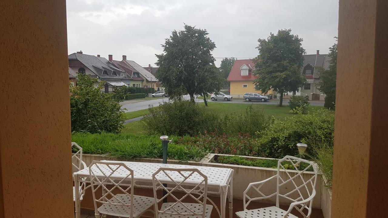 Szenczi Vendeghaz Bük