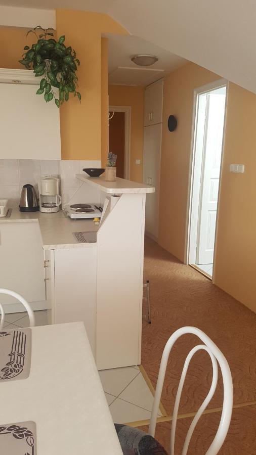 Apartment Szenczi Vendeghaz Buk