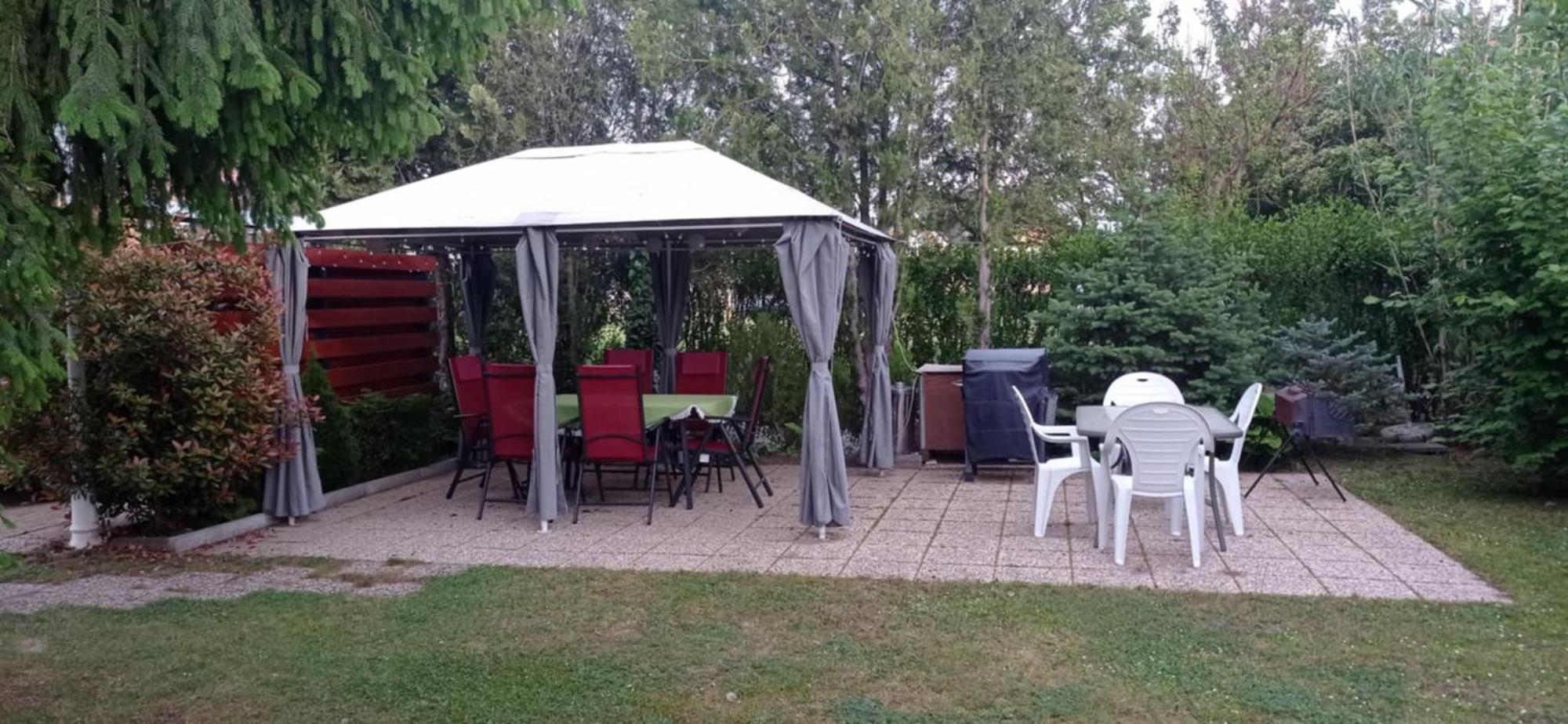 Apartment Szenczi Vendeghaz Buk